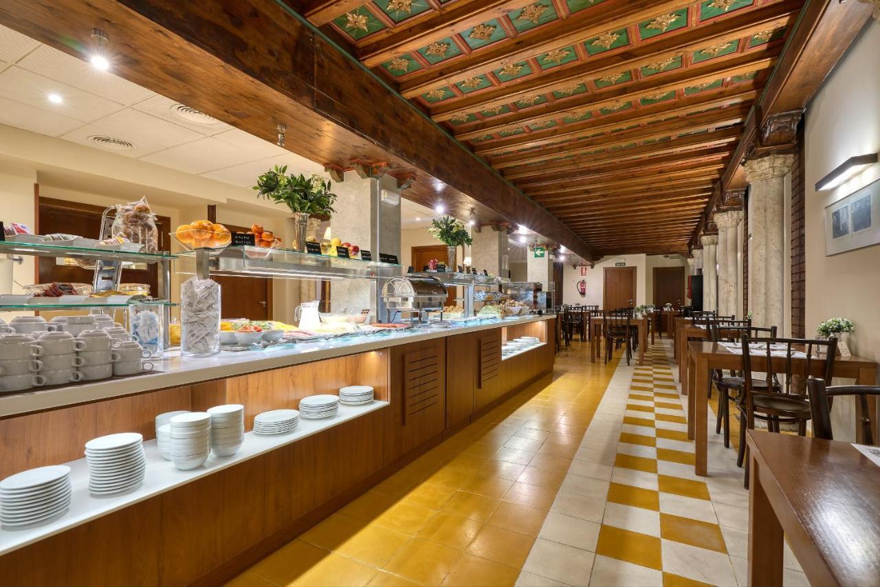 Hotel Murillo Siviglia Esterno foto