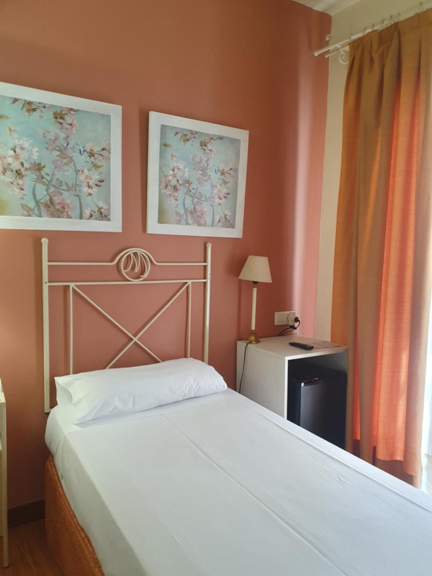 Hotel Murillo Siviglia Esterno foto