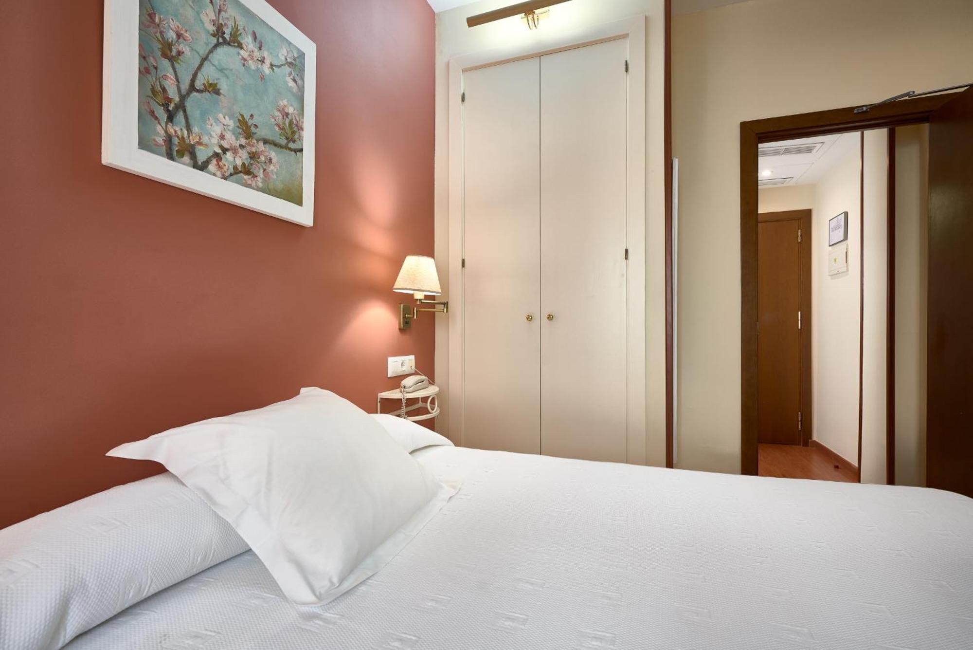 Hotel Murillo Siviglia Esterno foto