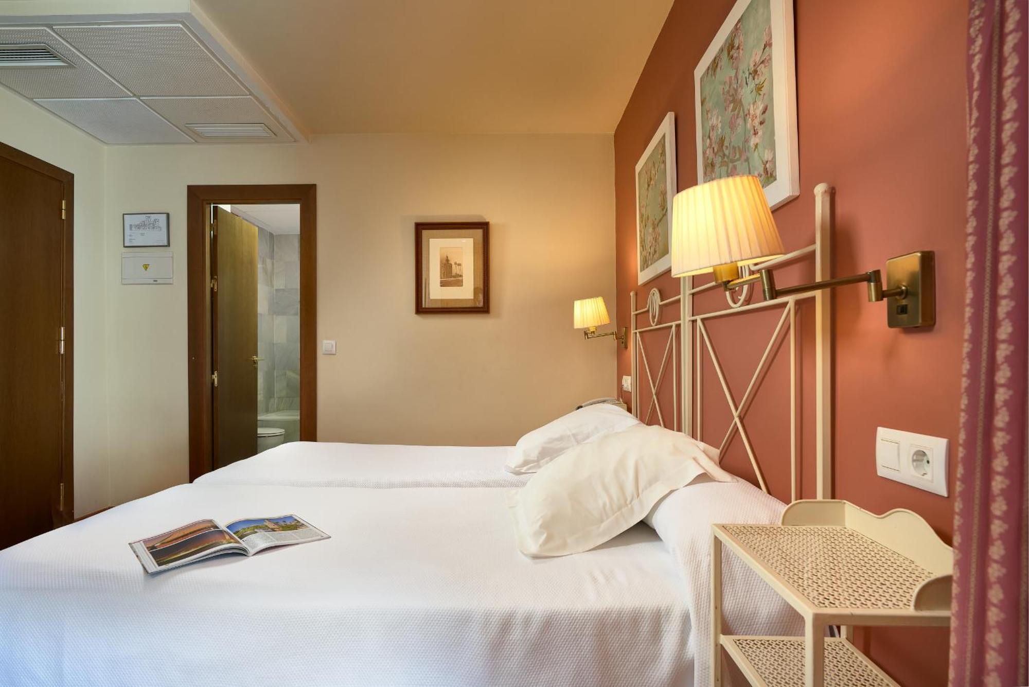 Hotel Murillo Siviglia Esterno foto