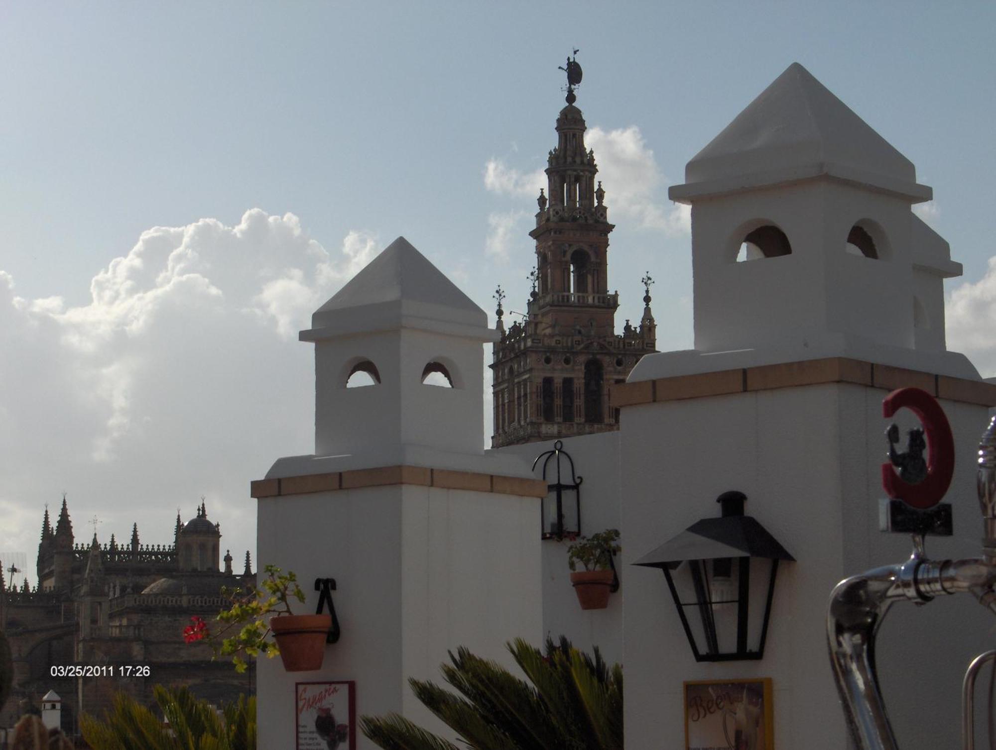 Hotel Murillo Siviglia Esterno foto